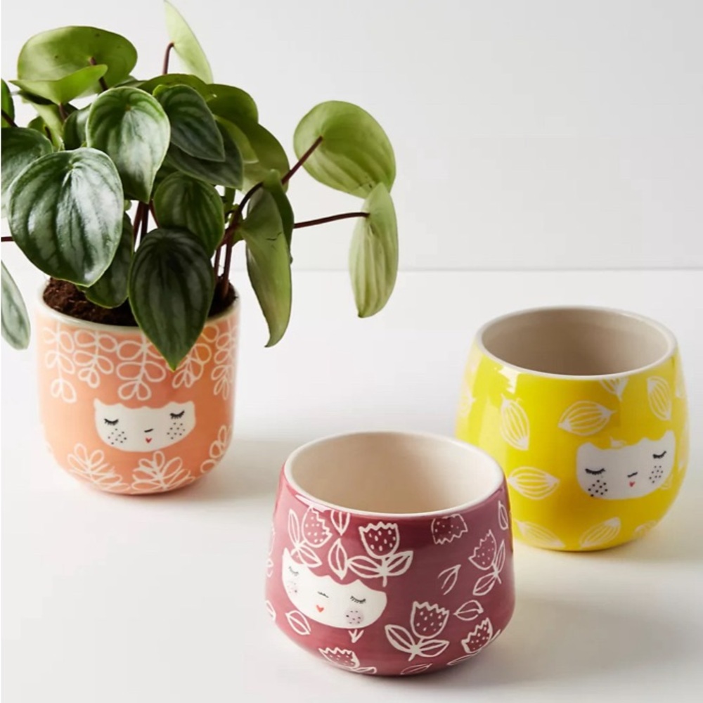 Anthropologie Marinski Heartmades Little Face Plant Pot or Bowl YELLOW